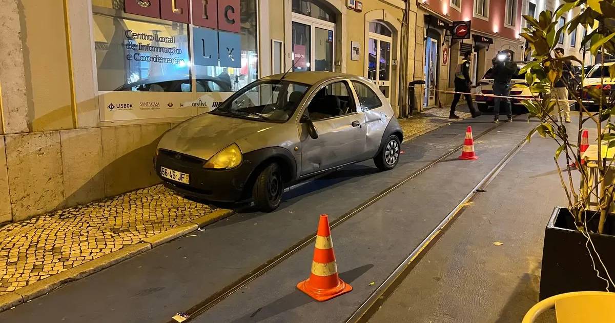 Condutor detido em prisão preventiva por atropelamento de cinco pessoas no Chiado Condutor detido em prisão preventiva por atropelamento de cinco pessoas no Chiado