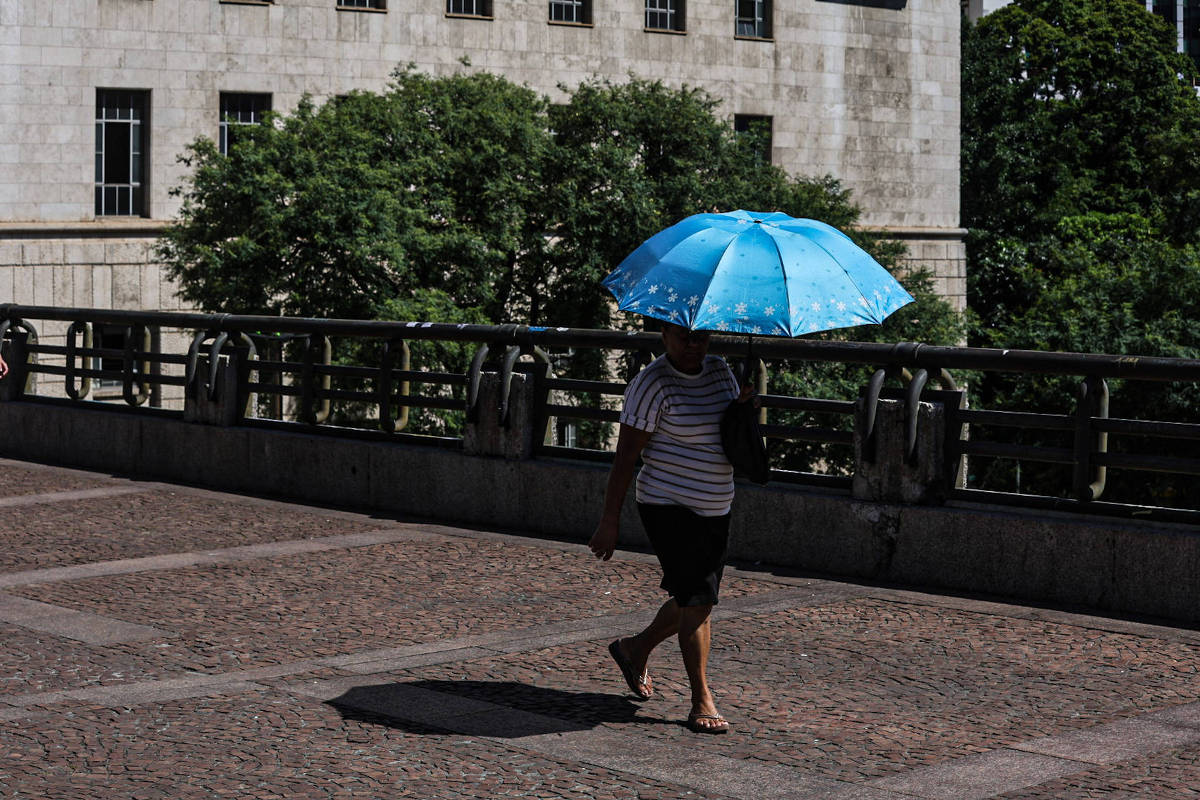 Análise Meteorológica: Calor e Instabilidade Dominam São Paulo e Regiões do Brasil nesta Segunda-feira