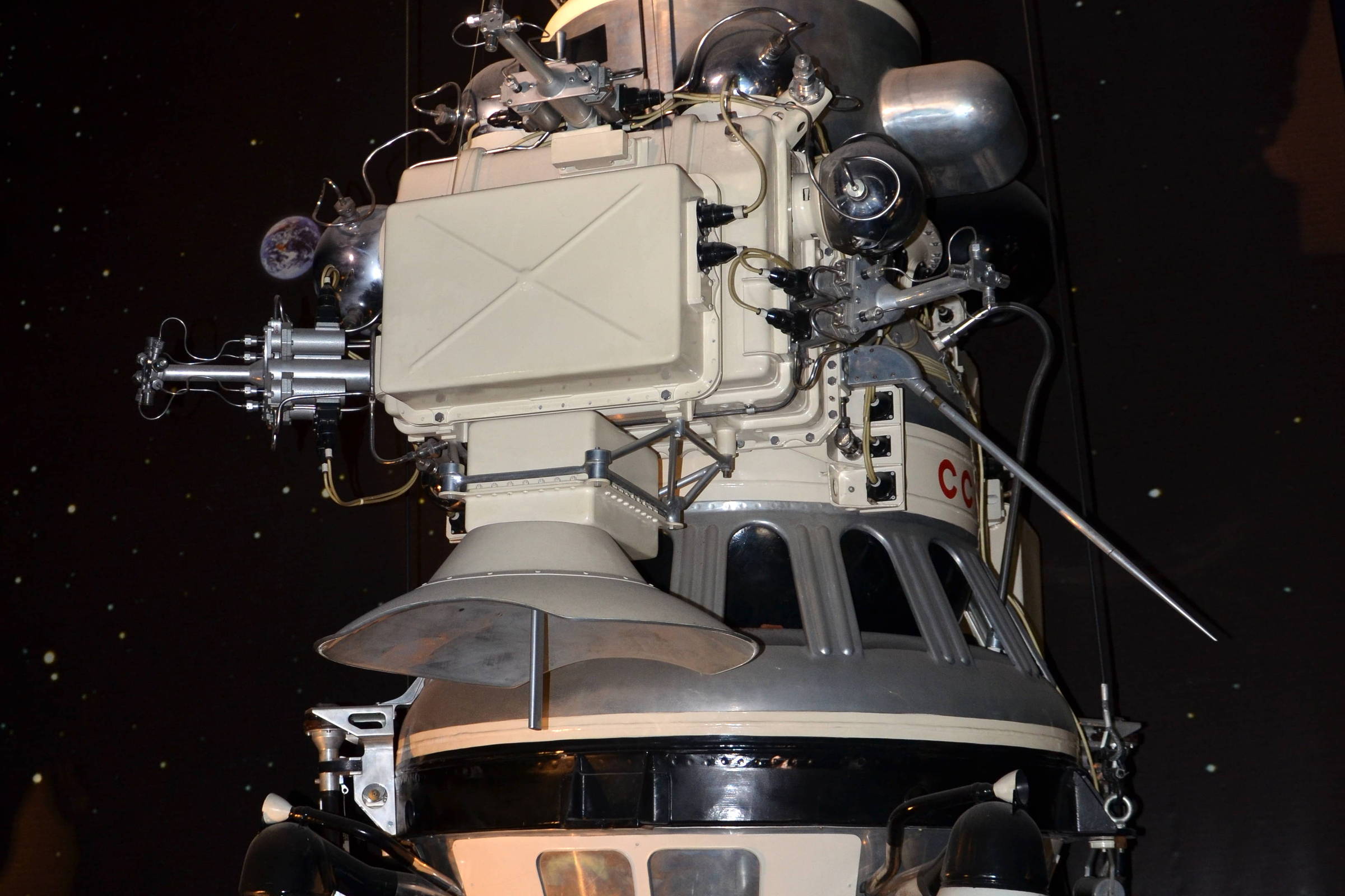 Mistério da Era Espacial: Duas Equipes Disputam Localização da Histórica Sonda Soviética Luna 9 na Lua