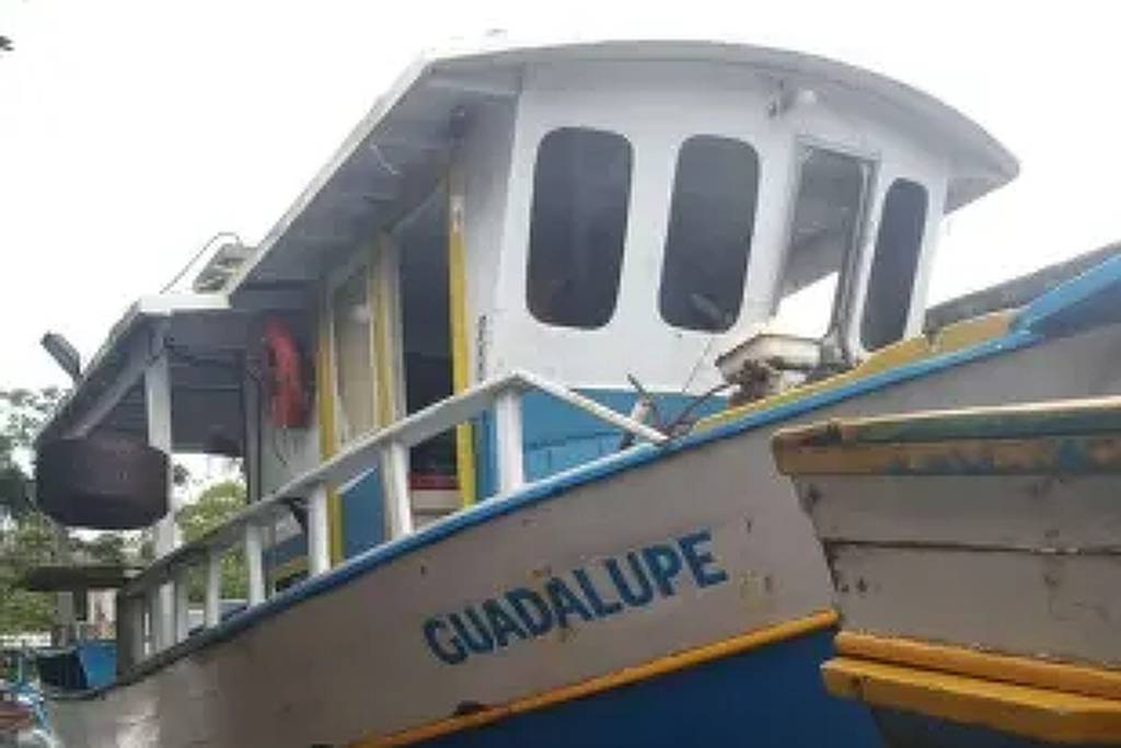Naufrágio em Ubatuba durante temporal provoca duas vítimas mortais Naufrágio em Ubatuba durante temporal provoca duas vítimas mortais