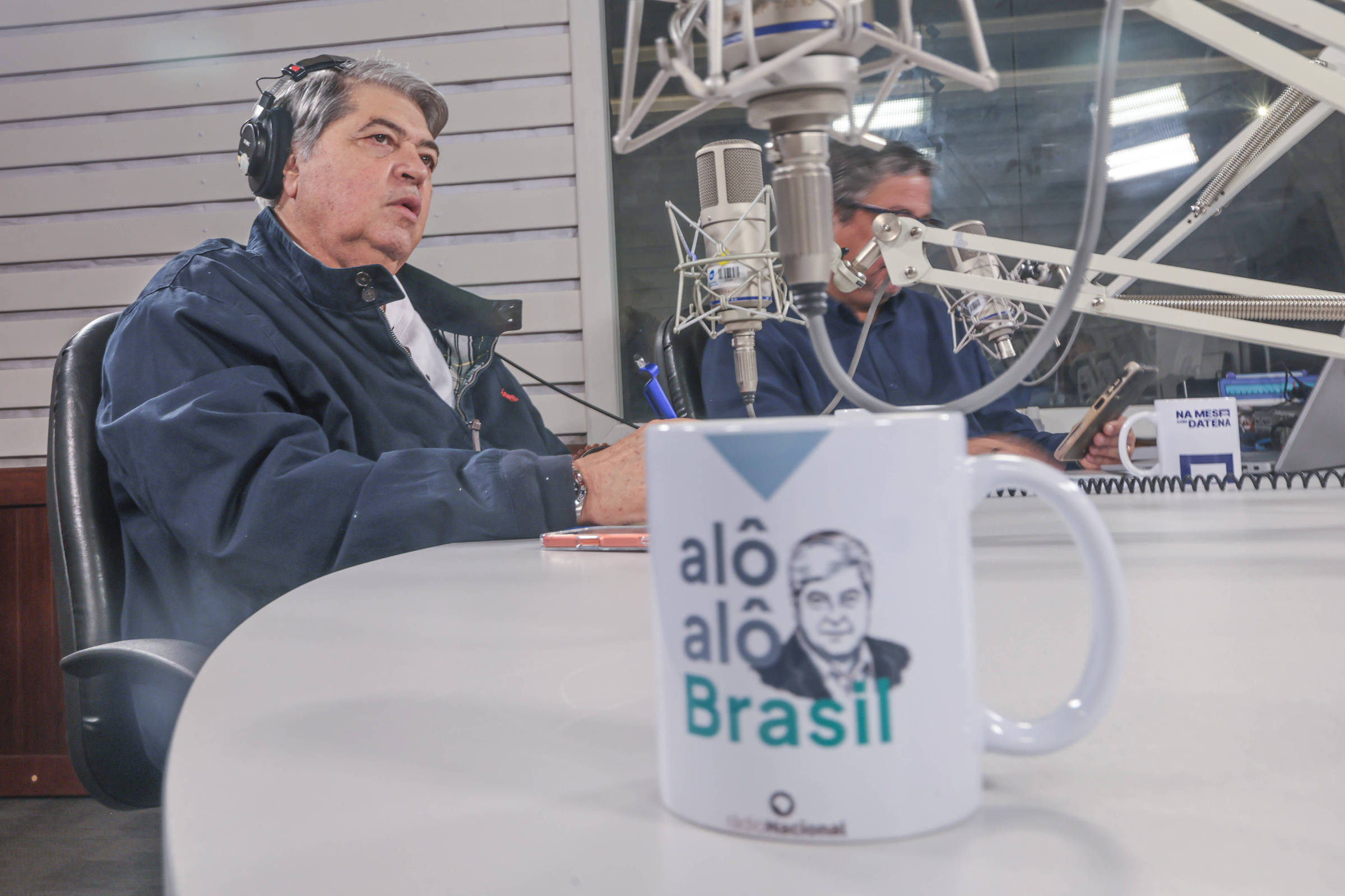 José Luiz Datena estreia programa na Rádio Nacional e aborda política em entrevista com Guilherme Boulos