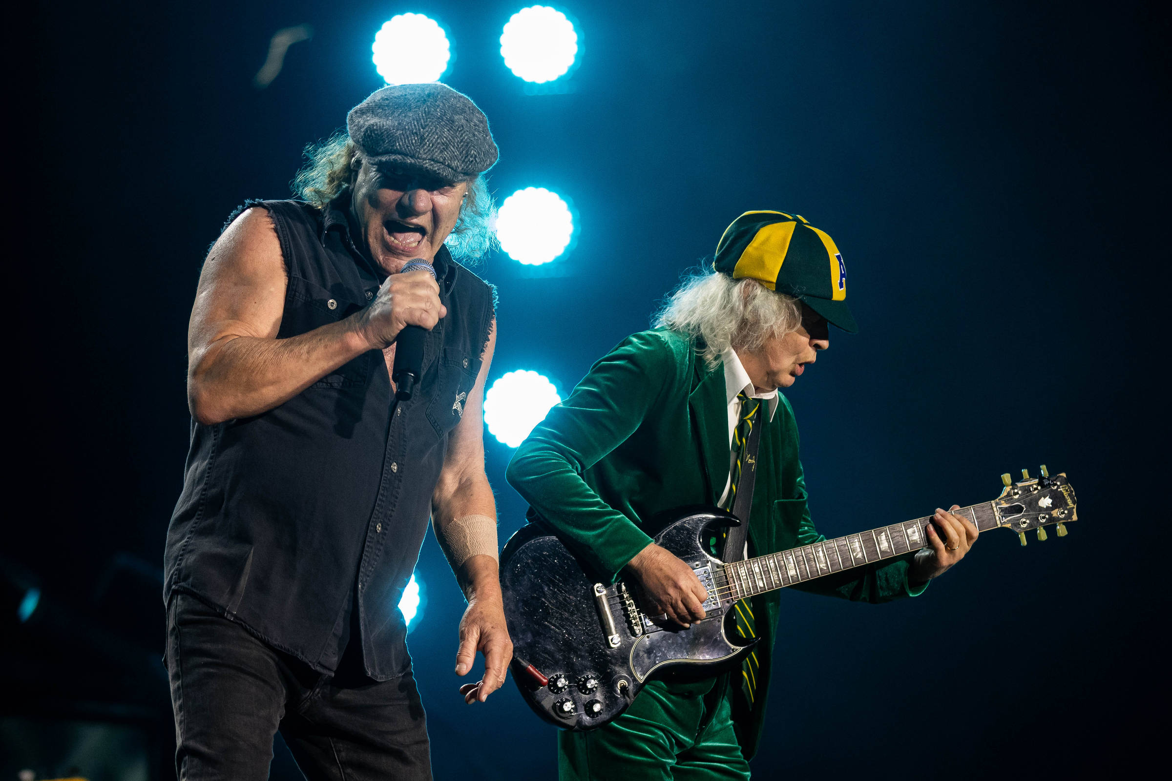 AC/DC atrai 70 mil espectadores ao Estádio do Morumbi em concerto histórico AC/DC atrai 70 mil espectadores ao Estádio do Morumbi em concerto histórico