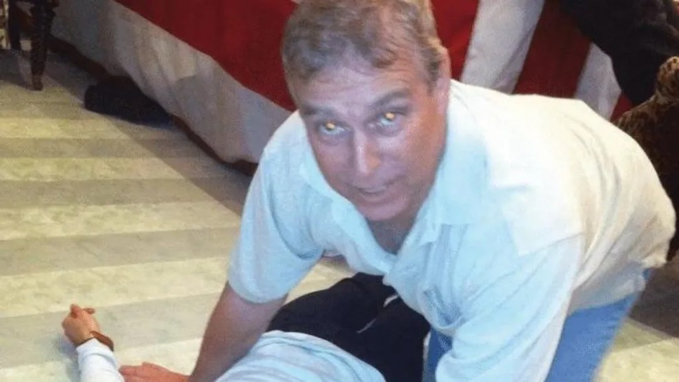 Andrew Mountbatten-Windsor, irmão do rei Charles, detido por suspeita de má conduta em cargo público