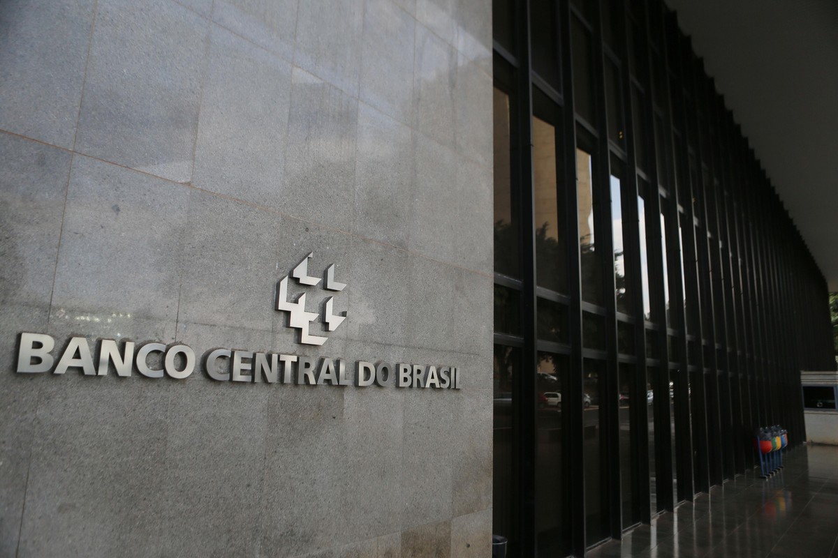 Dois bancos liquidados há décadas ainda dão dor de cabeça ao Banco Central nos tribunais