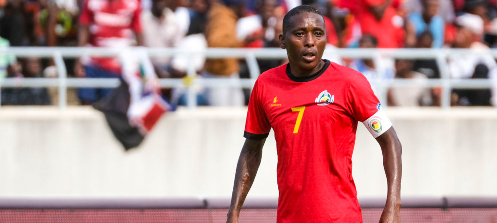 Elias Pelembe 'Dominguez' anuncia fim da carreira futebolística após mais de duas décadas