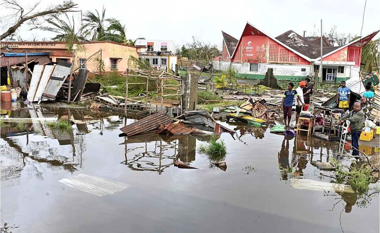 Ciclone Gezani Devasta Infraestruturas de Saúde em Inhambane, Deixando Mais de 53 Mil Sem Acesso a Cuidados Médicos