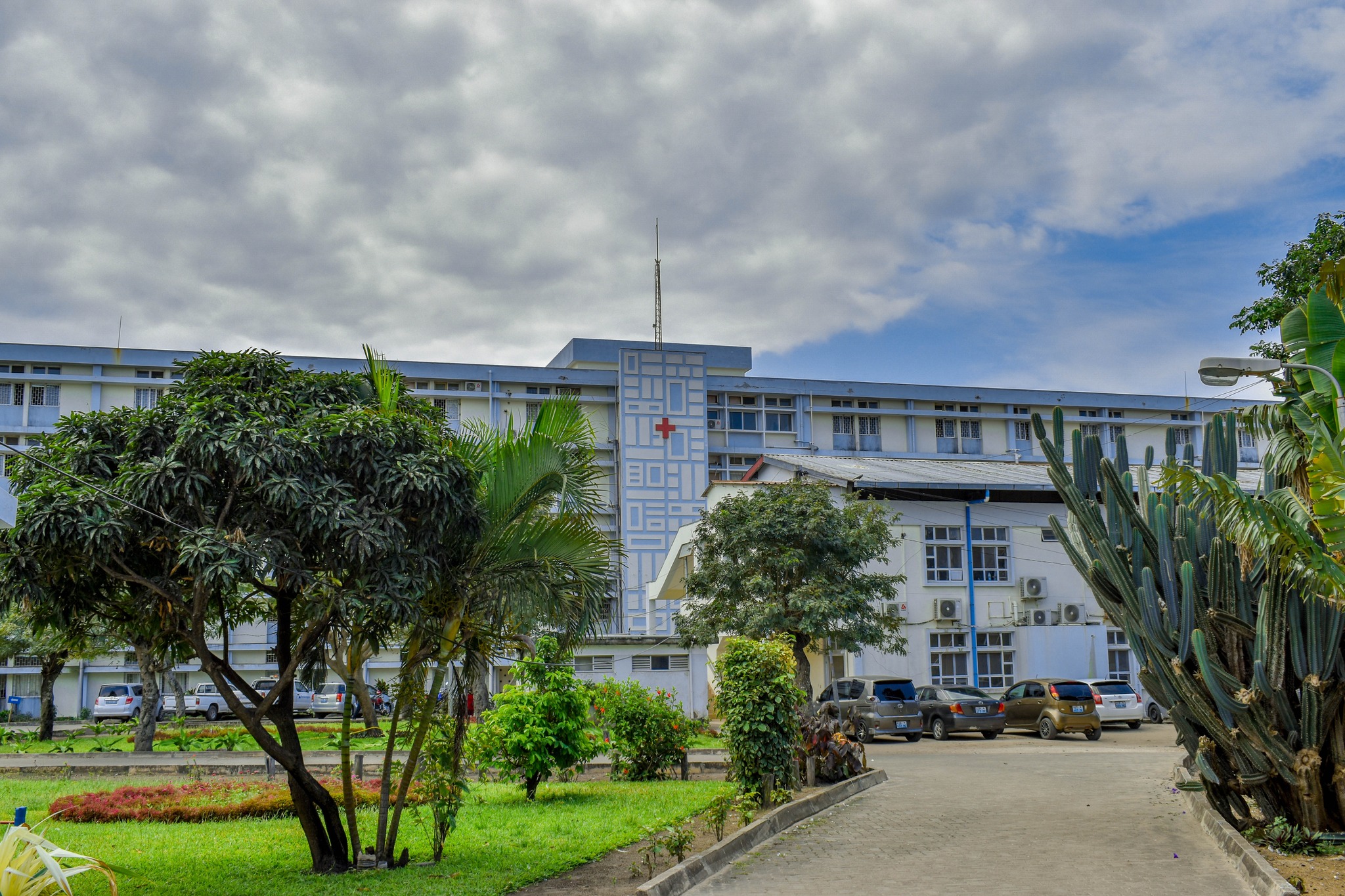 Médicos do maior hospital da região central de Moçambique iniciam greve ao trabalho extraordinário