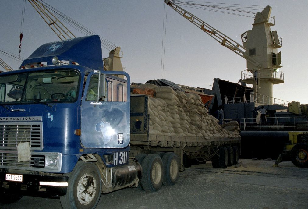 Moçambique assinará contrato de 110 milhões de dólares para porto seco de Dondo em março Moçambique assinará contrato de 110 milhões de dólares para porto seco de Dondo em março