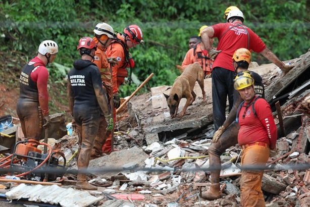 Chuvas torrenciais no sudeste do Brasil: 30 mortos e 39 desaparecidos em Minas Gerais