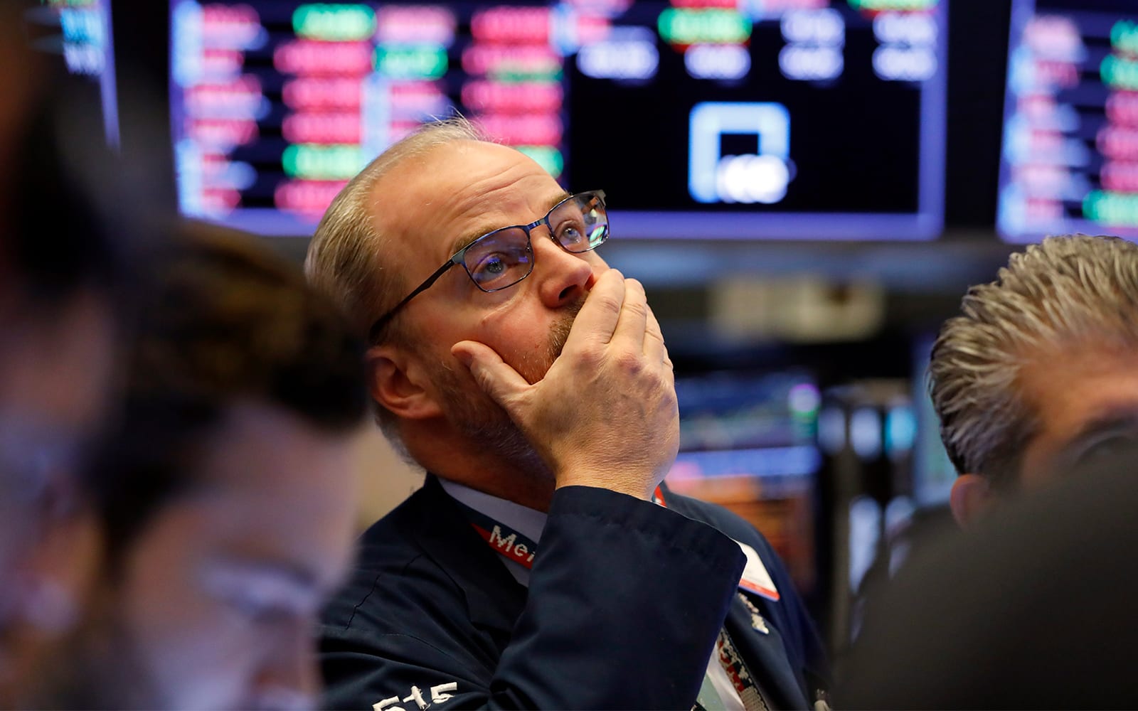 Mercados Financeiros de Nova Iorque Registam Quedas Significativas na Primeira Sessão da Semana Mercados Financeiros de Nova Iorque Registam Quedas Significativas na Primeira Sessão da Semana