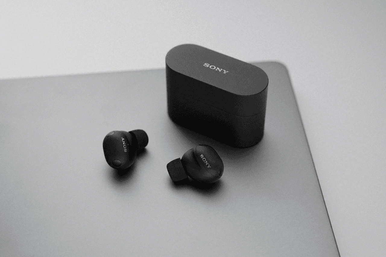 Sony Lança Auriculares WF-1000XM6 Com Cancelamento de Ruído Aprimorado e Integração de Assistente de IA