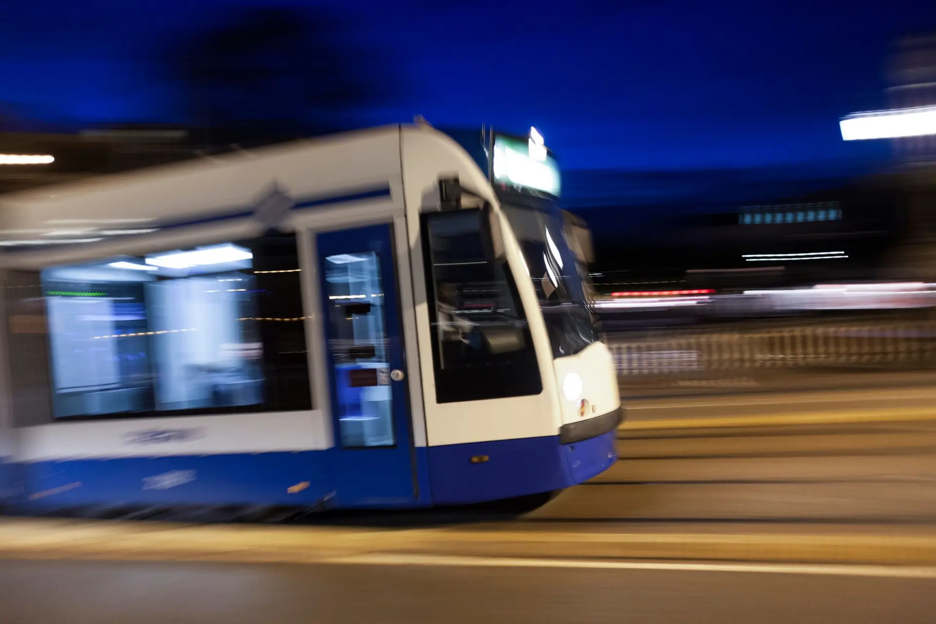 Porto Inaugura Sistema de Metrobus a Hidrogénio: Um Marco na Mobilidade Sustentável Portuguesa