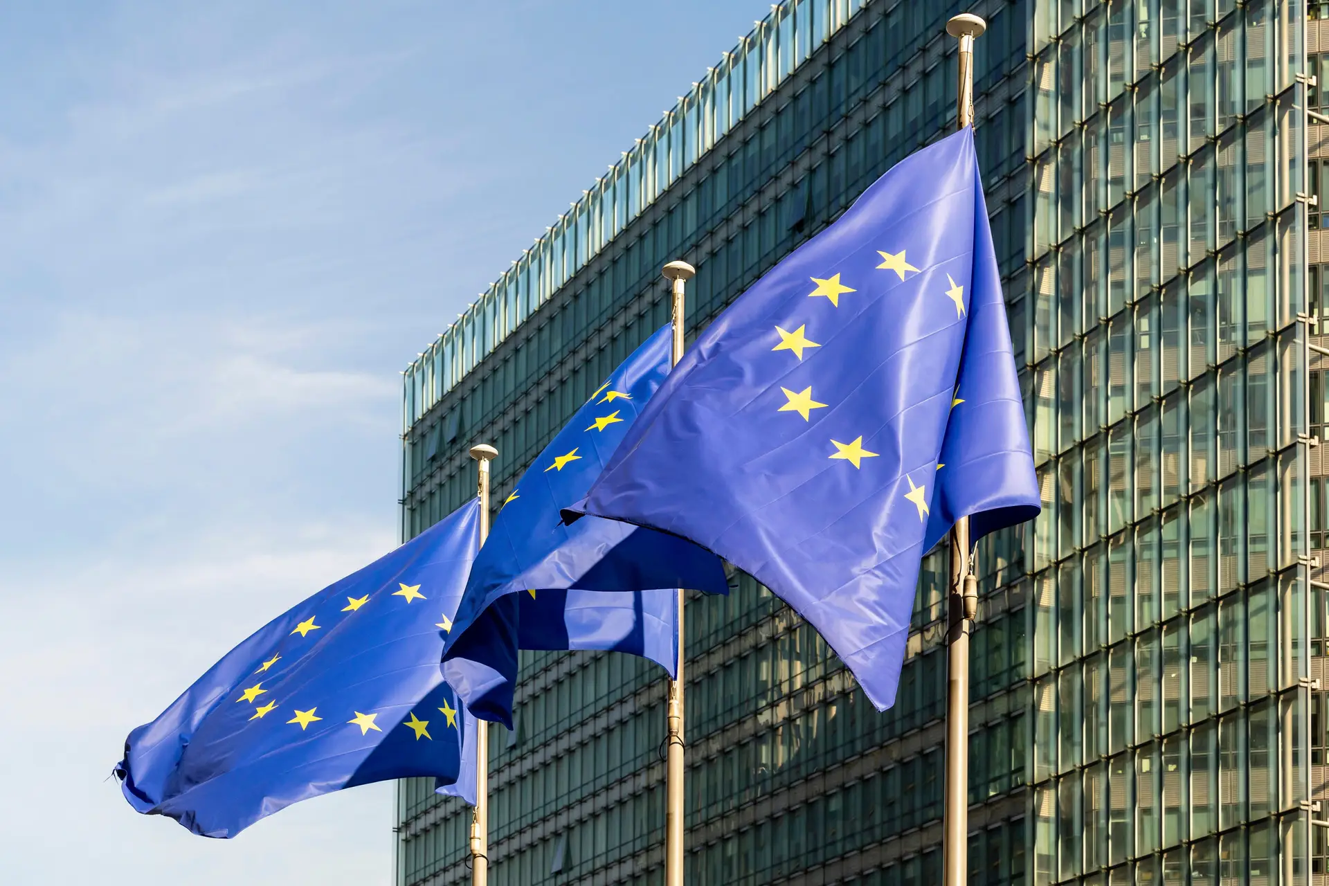 UE estabelece lista pioneira de países de origem seguros e reforça conceito de terceiro país seguro para reformar sistema de asilo UE estabelece lista pioneira de países de origem seguros e reforça conceito de terceiro país seguro para reformar sistema de asilo