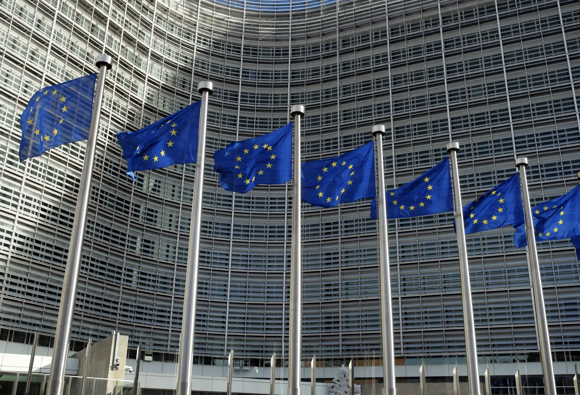 União Europeia impõe sanções a oito cidadãos russos por violações de direitos humanos