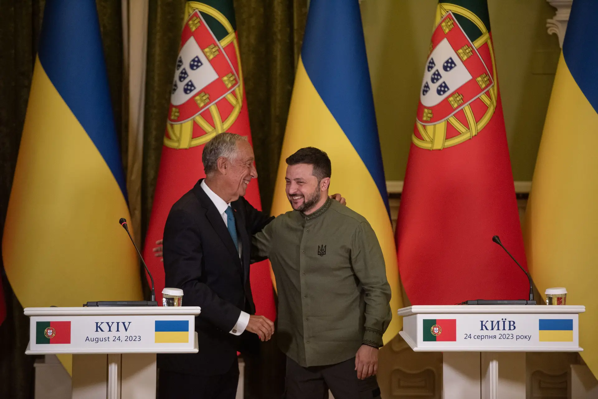 Análise: Marcelo reafirma apoio incondicional à Ucrânia no 4º aniversário da guerra - O que significa para Portugal e a UE